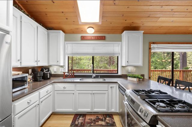 1062 Fairway, Murphys, CA 95247