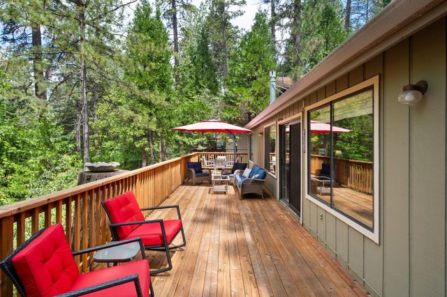 1062 Fairway, Murphys, CA 95247