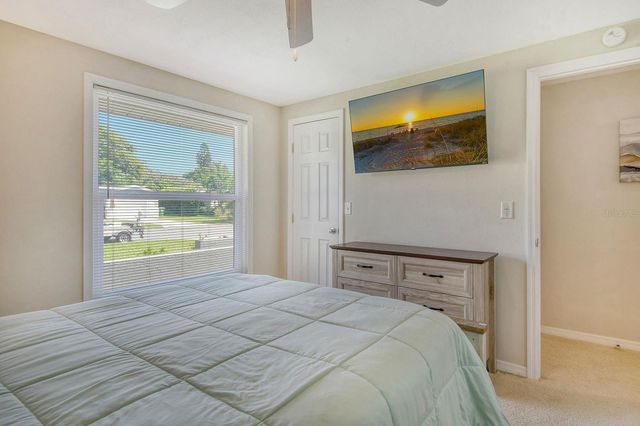 6213 34TH AVENUE W, Bradenton, FL 34209