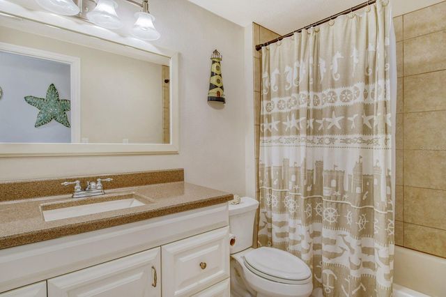 6213 34TH AVENUE W, Bradenton, FL 34209