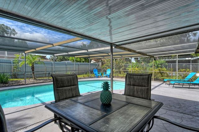 6213 34TH AVENUE W, Bradenton, FL 34209