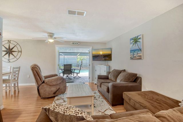 6213 34TH AVENUE W, Bradenton, FL 34209