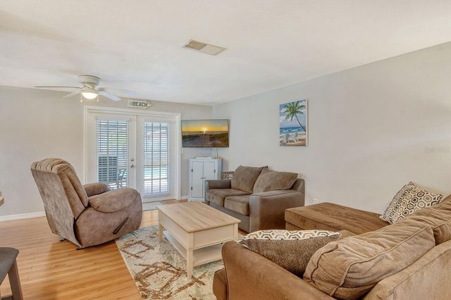 6213 34TH AVENUE W, Bradenton, FL 34209