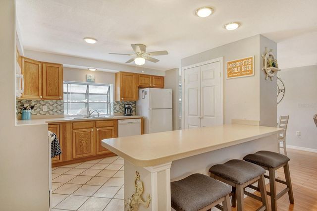 6213 34TH AVENUE W, Bradenton, FL 34209