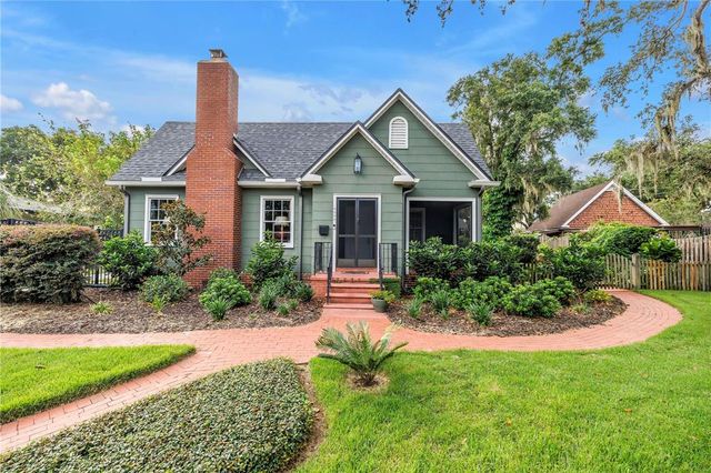 6009 ROBERTA CIRCLE, Tampa, FL 33604