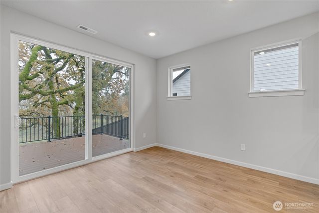 5298 N 87TH Avenue, Camas, WA 98607
