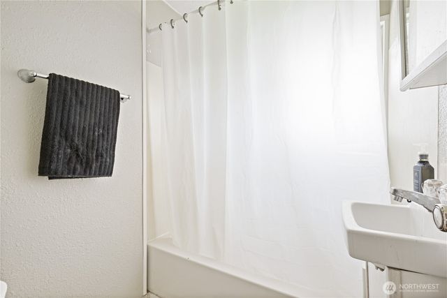 3070 Olympia Way, Longview, WA 98632