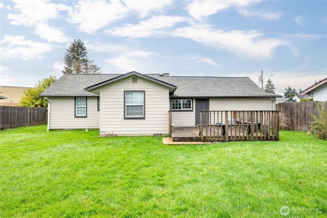 3070 Olympia Way, Longview, WA 98632