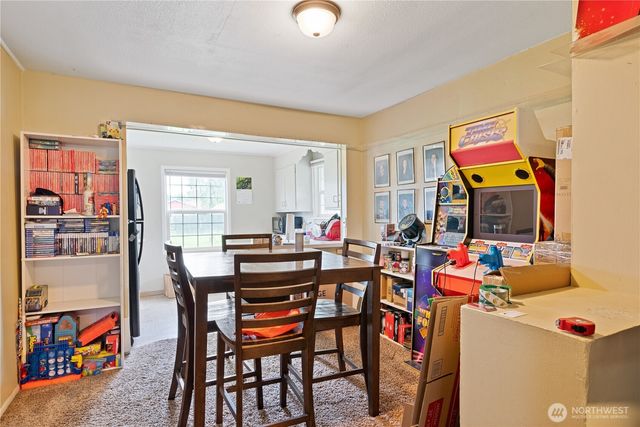 3070 Olympia Way, Longview, WA 98632