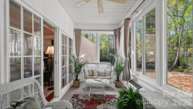 6913 Saranac Lane, Matthews, NC 28105