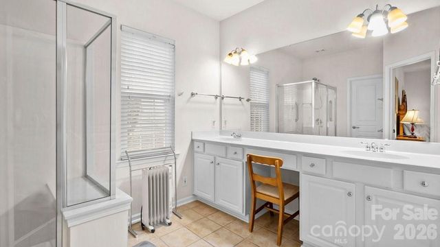 6913 Saranac Lane, Matthews, NC 28105