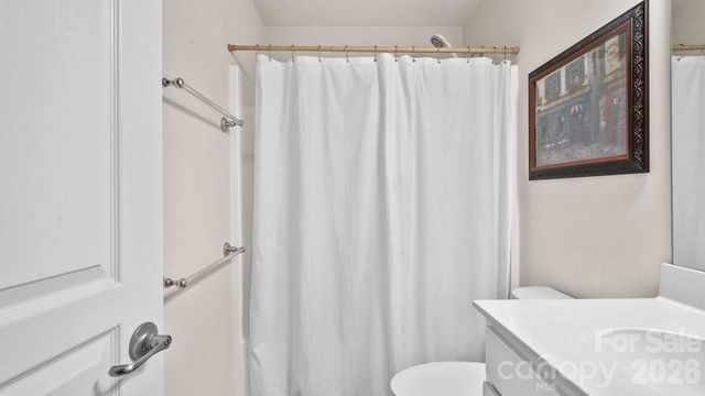 6913 Saranac Lane, Matthews, NC 28105