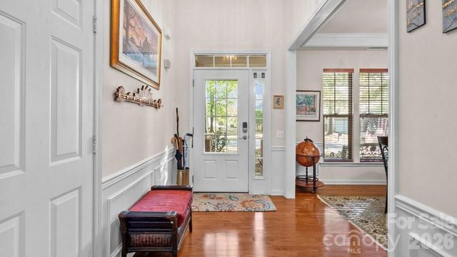 6913 Saranac Lane, Matthews, NC 28105