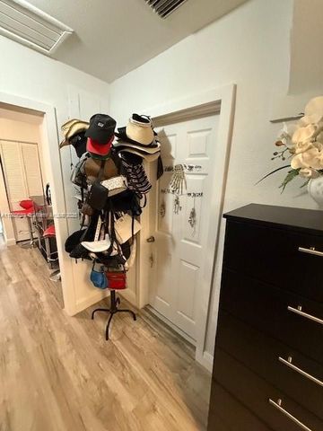 276 E 12th St, Hialeah, FL 33010