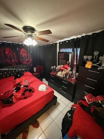 276 E 12th St, Hialeah, FL 33010