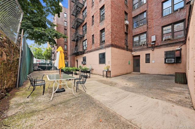 2860 Bailey Avenue 5H, Bronx, NY 10463