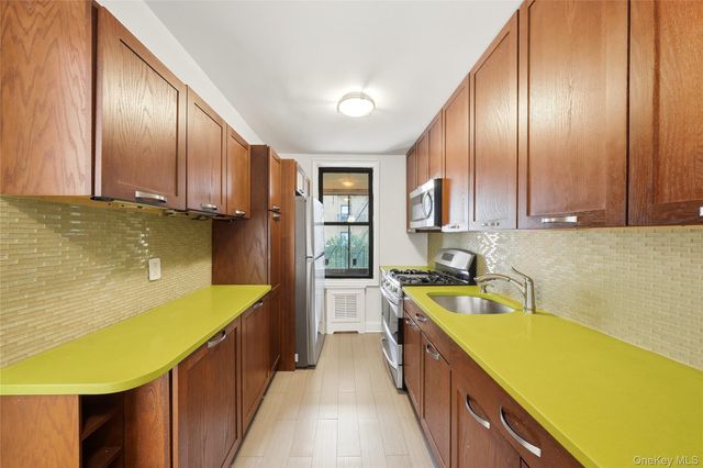 2860 Bailey Avenue 5H, Bronx, NY 10463