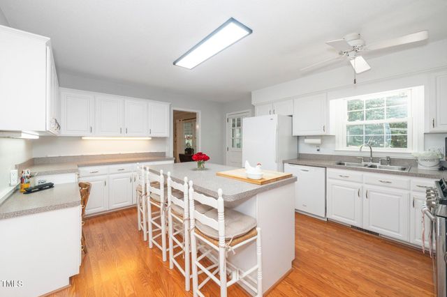 1312 Hampton Valley Road 10, Cary, NC 27511