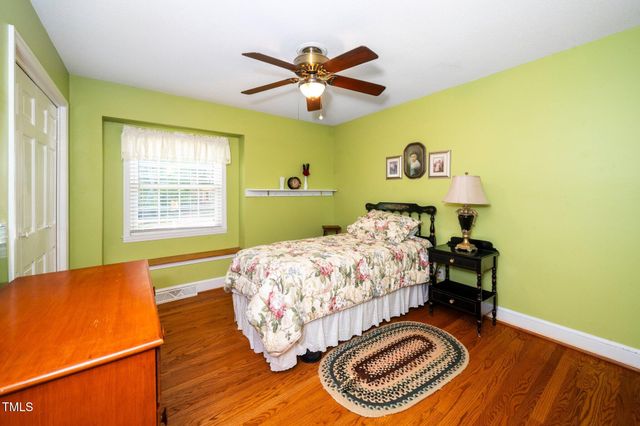 1312 Hampton Valley Road 10, Cary, NC 27511