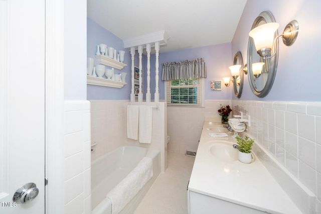 1312 Hampton Valley Road 10, Cary, NC 27511