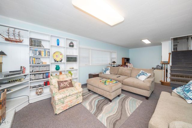 1312 Hampton Valley Road 10, Cary, NC 27511