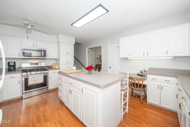 1312 Hampton Valley Road 10, Cary, NC 27511