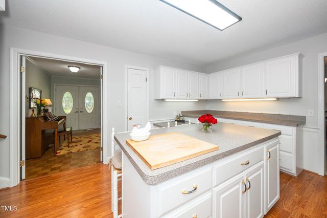 1312 Hampton Valley Road 10, Cary, NC 27511