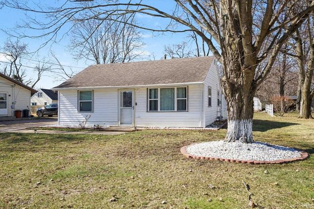59245 Lewis Street, Elkhart, IN 46517