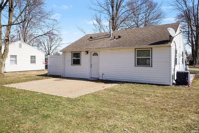 59245 Lewis Street, Elkhart, IN 46517