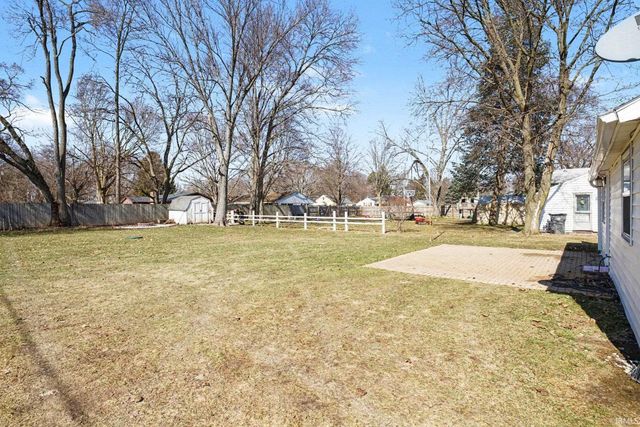 59245 Lewis Street, Elkhart, IN 46517