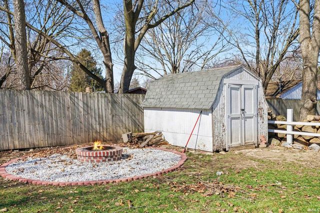 59245 Lewis Street, Elkhart, IN 46517