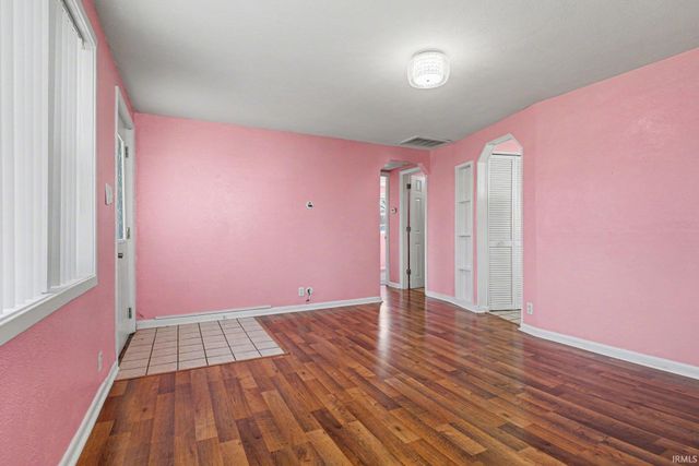 59245 Lewis Street, Elkhart, IN 46517