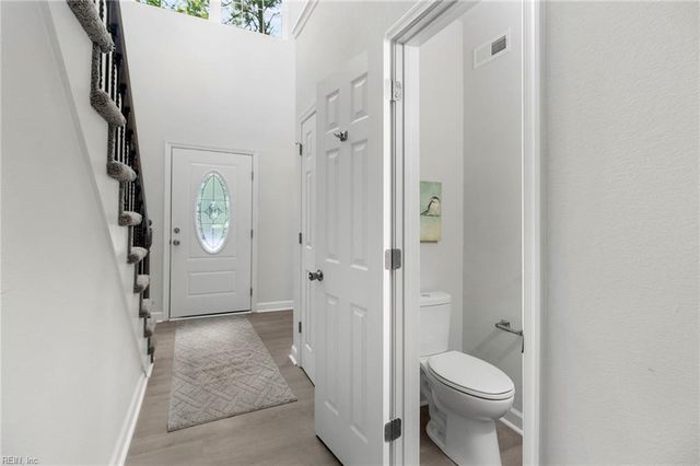 121 Parkway DR B, Newport News, VA 23606