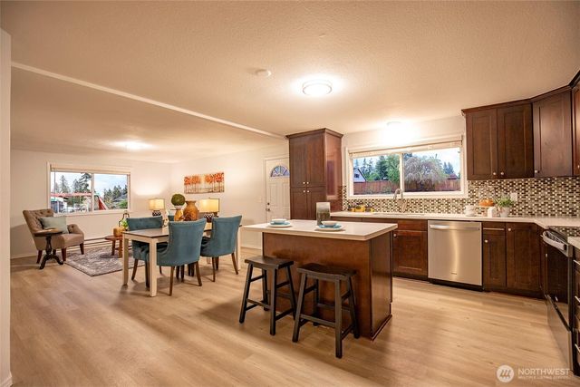 22005 SE 288th Street, Black Diamond, WA 98010