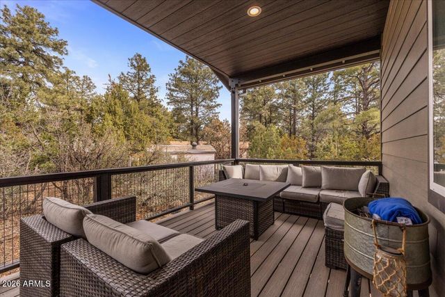 321 W OWENS Street, Show Low, AZ 85901