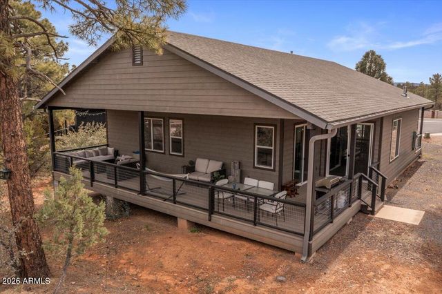 321 W OWENS Street, Show Low, AZ 85901