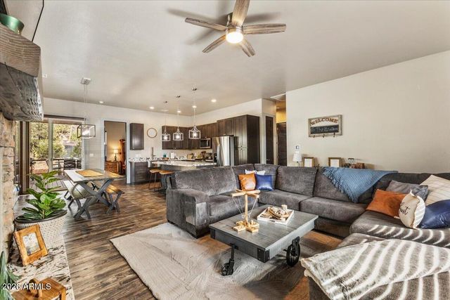 321 W OWENS Street, Show Low, AZ 85901