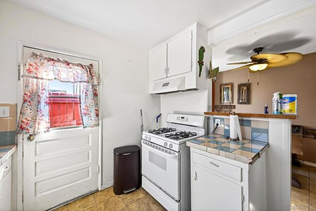 82 86 Quintard St, Chula Vista, CA 91911