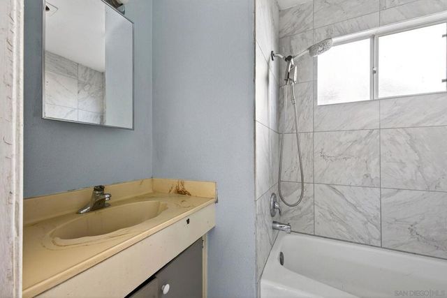 82 86 Quintard St, Chula Vista, CA 91911