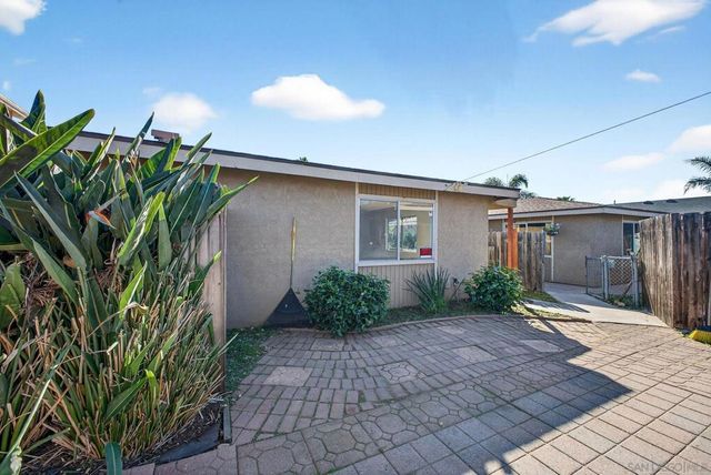 82 86 Quintard St, Chula Vista, CA 91911