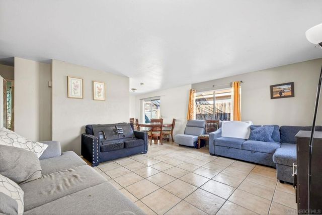 82 86 Quintard St, Chula Vista, CA 91911