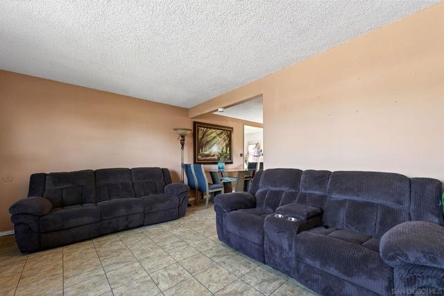 82 86 Quintard St, Chula Vista, CA 91911