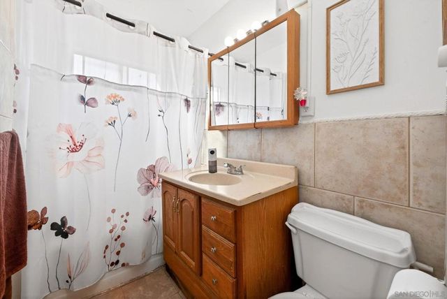 82 86 Quintard St, Chula Vista, CA 91911