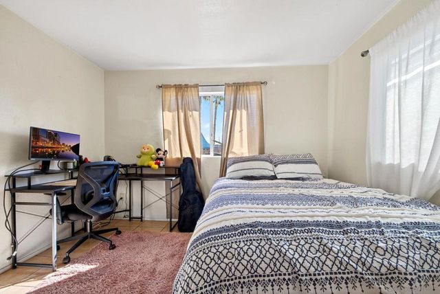 82 86 Quintard St, Chula Vista, CA 91911