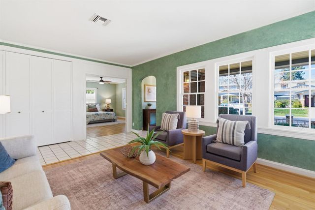 456 S Regent St, Stockton, CA 95204