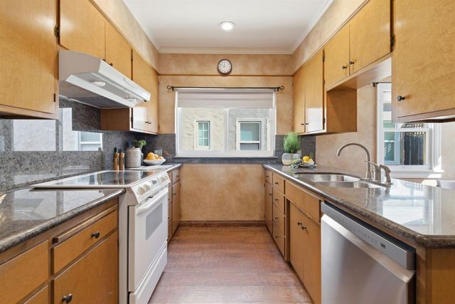 456 S Regent St, Stockton, CA 95204