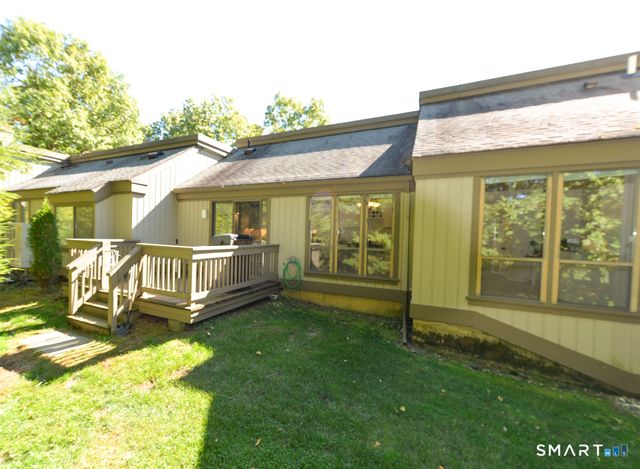 2 Heritage Crest C, Southbury, CT 06488