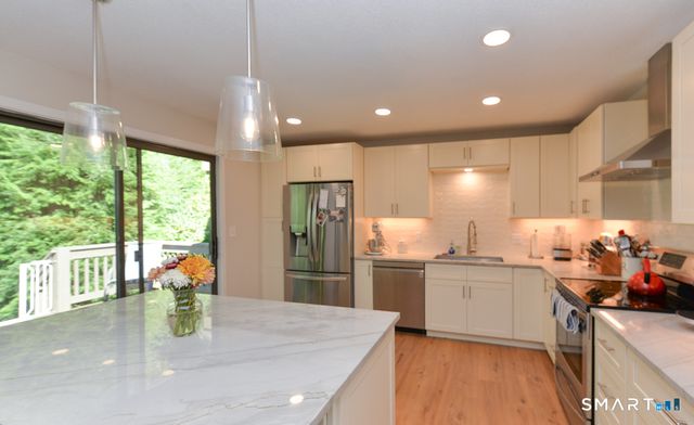 2 Heritage Crest C, Southbury, CT 06488