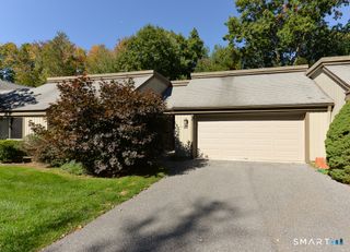 2 Heritage Crest C, Southbury, CT 06488