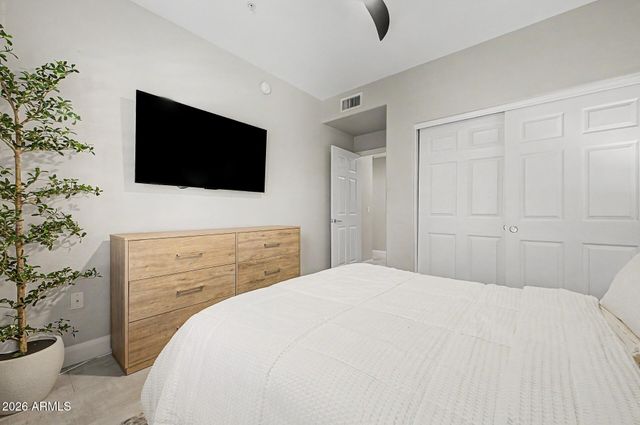 20121 N 76TH Street 1019, Scottsdale, AZ 85255
